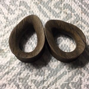 1 inch wooden plugs